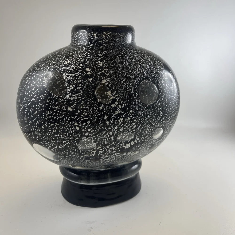 Dale Tiffany Black Widow Art Glass Vase, Original Sticker
